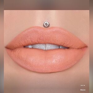 Jeffree Star Velvet Trap Lipstick
Basic HTML